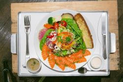 スモークーサーモンサラダ