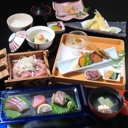 〈季節の味覚を楽しむ〉旬のおまかせ会席料理【萌(もえ)】全10品5500円(税込)
