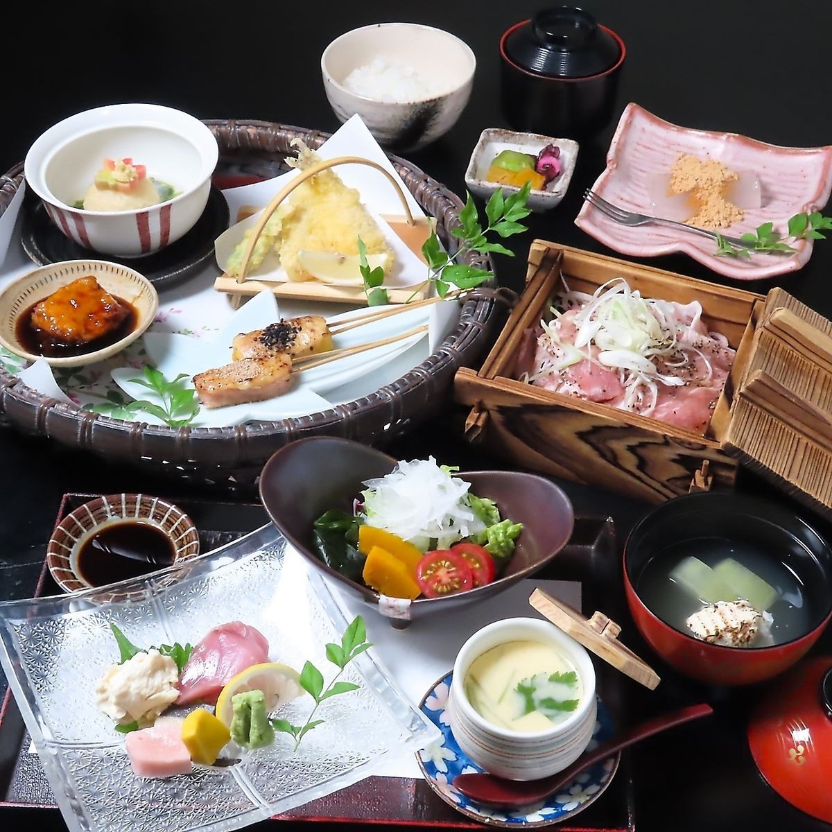 ランチは贅沢御膳をご用意◎お酒とご一緒にお楽しみいただけます