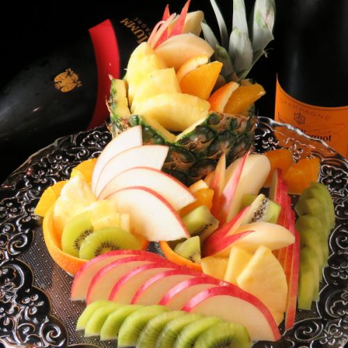 [We are also preparing a fruit platter for a surprise ♪]