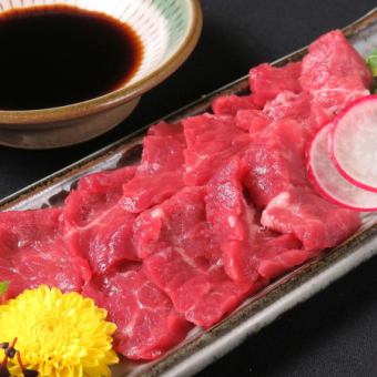 High-quality horse sashimi (directly from Kumamoto, "pure domestic")