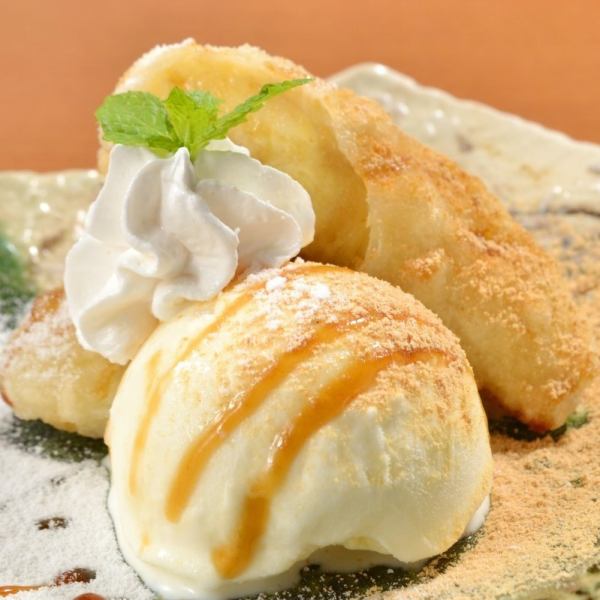 Banana tempura with vanilla ice