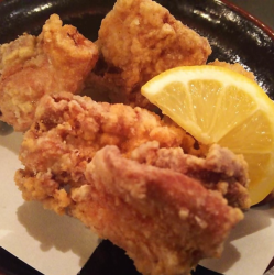 若鶏のからあげ