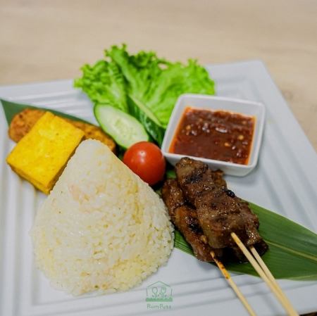 インドネシアの牛肉サテ
