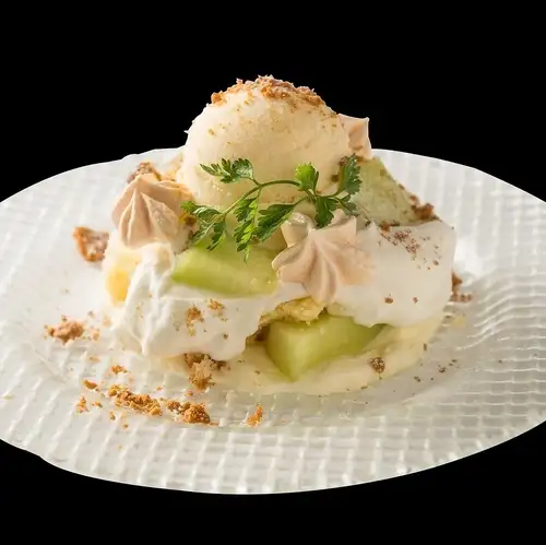 Melon prepared in the Eatmens style
