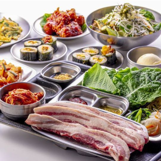 The ultimate domestic brand Sangen pork samgyeopsal course 3,480 yen + 1,480 yen all-you-can-drink option available