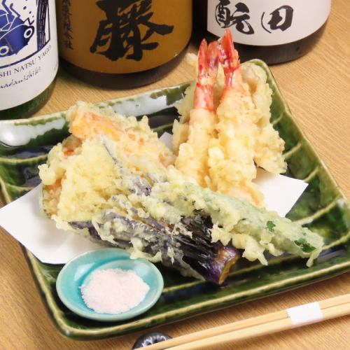 豊洲から仕入れる厳選素材を手間暇かけて手作りの逸品に