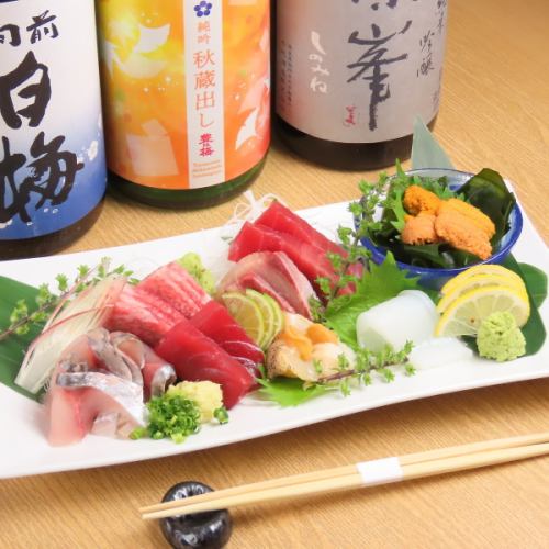 【舌鼓を打つ逸品】新鮮さが光る、豊洲市場の旬ネタを味わい尽くす贅沢なお刺身盛り合わせ