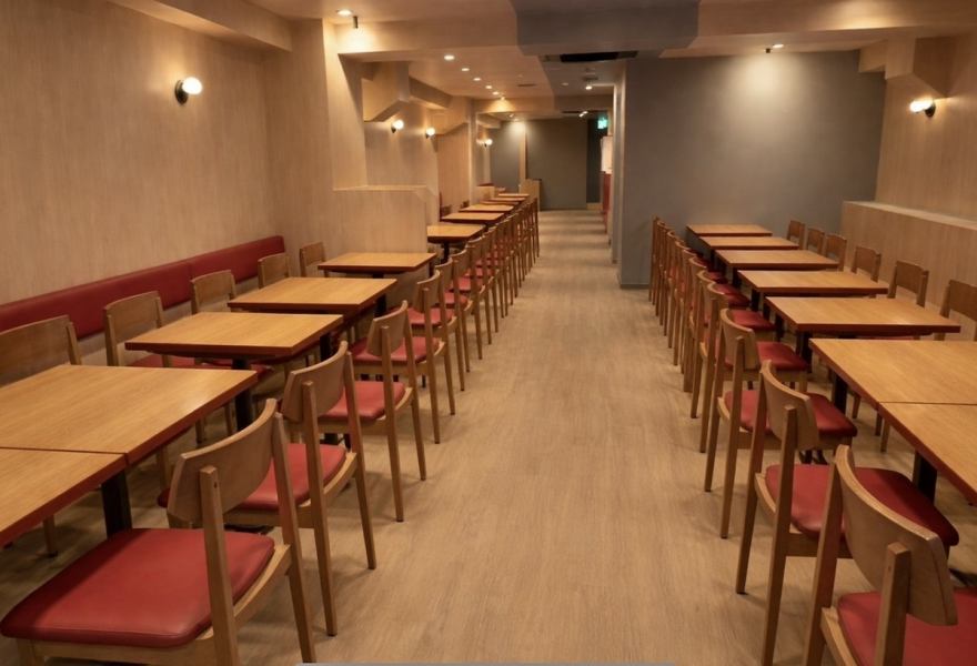 ※内装工事中、写真はイメージです※大人数や団体様も大歓迎！宴会だって赤からにお任せ☆各種飲み放題付きコースもご用意しております♪