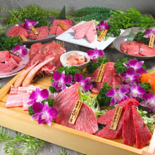 [All-you-can-eat special Miyazaki beef] All-you-can-eat steak with sea urchin caviar and beef sushi (Men) 5,335 yen (Women) 4,840 yen