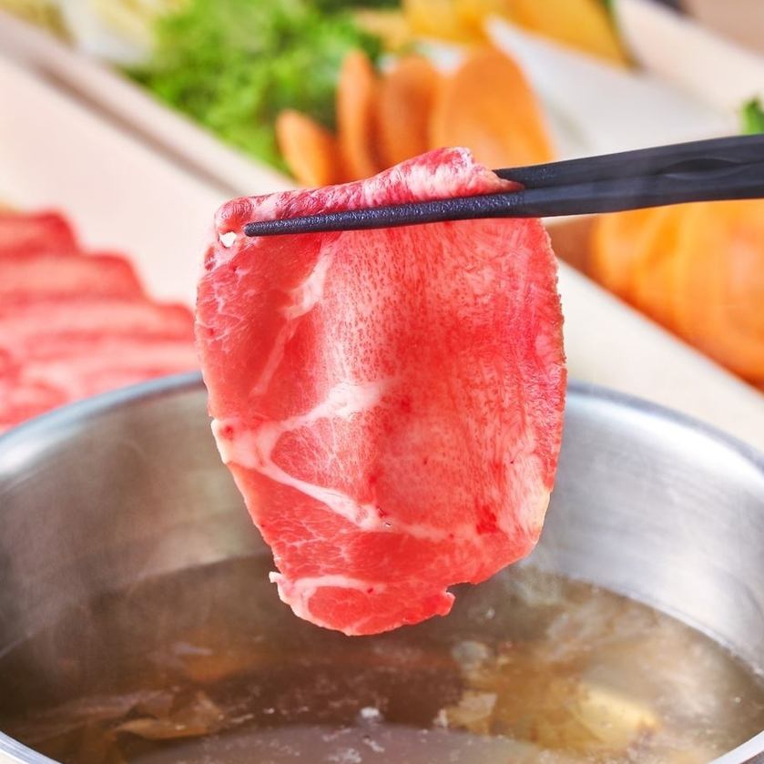 牛や豚など産地にこだわったお肉を多彩に取り揃えております♪