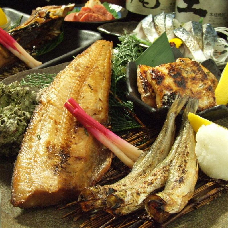 The dishes are full of fresh seafood and go well with alcohol.