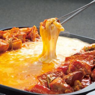 Plenty of seating for 3 hours [Monday-Thursday only] Same-day reservations accepted! Cheese Dakgalbi course with all-you-can-drink included 4,500 yen → 3,980 yen