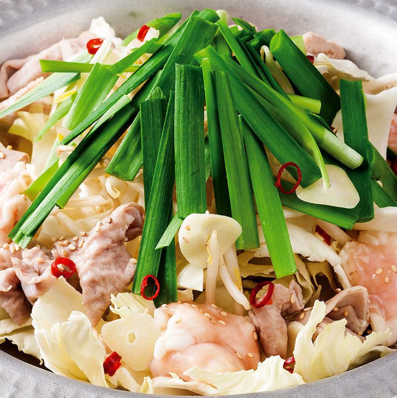 [Available on the day] Domestic beef motsunabe x sashimi x all-you-can-drink for 5,000 yen♪ Perfect for various banquets