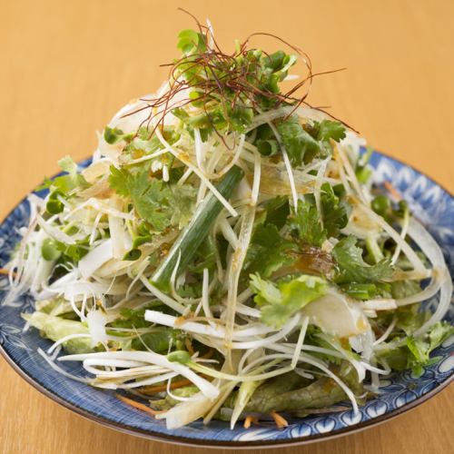 鳥道酒場サラダ