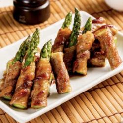 アスパラ肉巻き