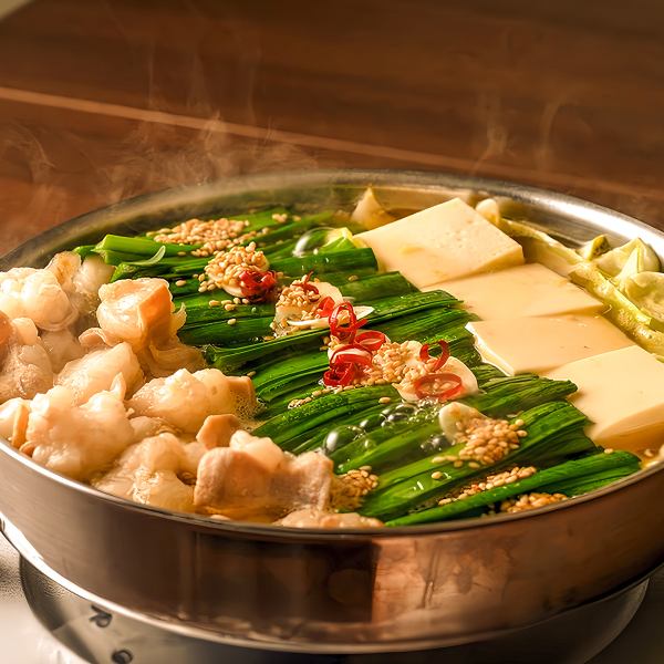 《冬の味覚を囲む◆心も体も温まる季節限定鍋コースをご用意》