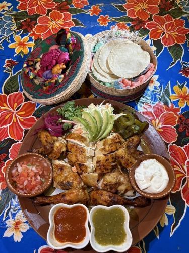 ボラーチョス発！豪華メキシカンな鶏の丸焼きでXmas会☆