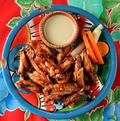 チキンウィングス(HERB/HOT/BBQ)