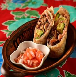 バハロール(梅、大葉、チキン)