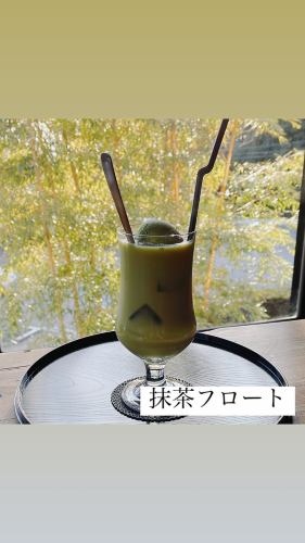 抹茶フロート