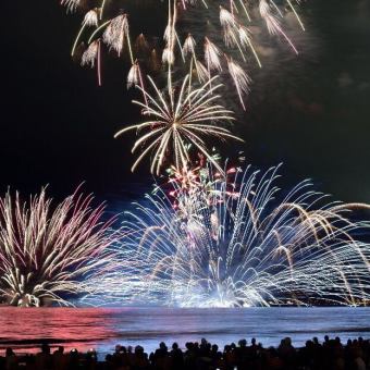 限定２席！特別予約【7/18 18:00～ 花火大会特別カップルシート】シャンパン1本付15,000円/1席