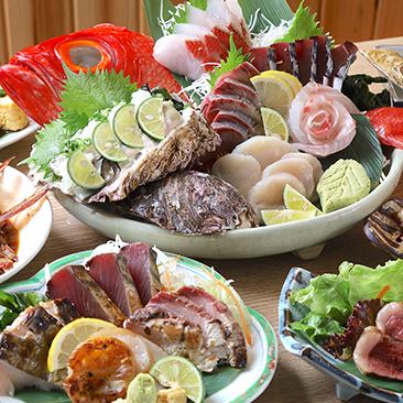 新鮮なお魚を使用したお造りをご用意！是非一度、ご賞味あれ！