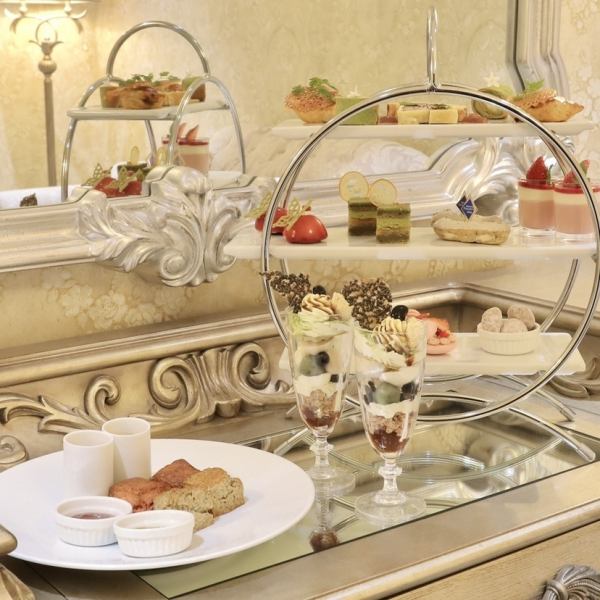 [Strawberry afternoon tea] Beautiful fusion of French and afternoon tea