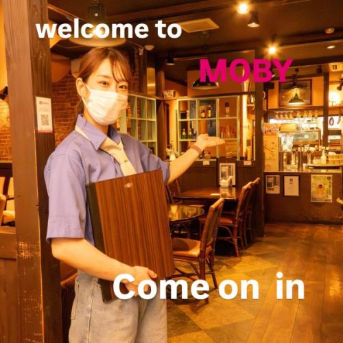 MOBY 冈山站前店
3 月 5 日，星期三
大家好！
我是 MOBY 叔叔 ♪
感谢您今天的持续支持🙇

从冈山站东口步行5分钟！🚶‍♂️
这是一个适合多人一起玩乐，但独自一人也能感到安心的地方。

"非常方便，就在车站旁边！"
“它在游戏厅内，所以即使下雨天也很安全！”
我收到了很多快乐的反馈😊

📶免费 Wi-Fi！📶
对于来冈山出差或观光的游客来说，这里可以快速完成工作或进行研究，十分方便。

我们提供各种生啤酒，包括美味的 Perfect Black Label 生啤酒，还有牛排和汉堡包。

#MOBY 冈山站前店 #冈山美食 #冈山晚餐 #冈山站 #冈山居酒屋 #冈山牛排 #冈山汉堡 #优质生啤酒 #团体用餐OK #单人用餐也欢迎 #出差用餐 #车站附近的美食 #想与啤酒爱好者联系 #雨天也安全 #提供免费WiFi
今晚你愿意和 MOBY 一起举杯庆祝吗？

📍从冈山站东口步行5分钟
📍无需担心游戏厅内的天气
📍免费Wi-Fi，舒适空间