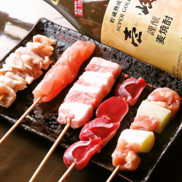 A variety of authentic charcoal-grilled yakitori available at reasonable prices! 1 skewer starts at 130 JPY
