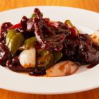 揚げ若鶏のソースかけ/豚肉の塩と山椒サクサク揚げ/黒酢スブタ