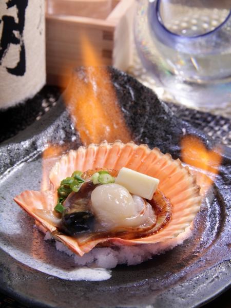 佐伯直送!炎のヒオウギ貝★季節の鮮魚やお野菜を炉端焼きで楽しめます♪