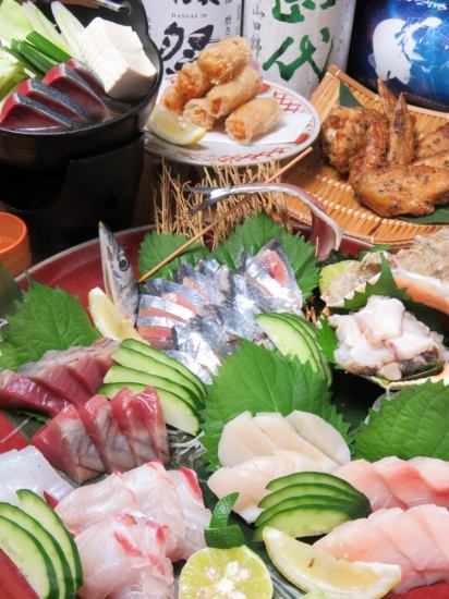 90分鐘無限暢飲套餐5,000日元起!還有螃蟹、河豚、鯨魚等的豪華套餐。