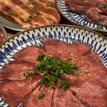 バリエーション豊富な焼肉メニューが揃っています！