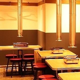 4人掛けのお席となっております。