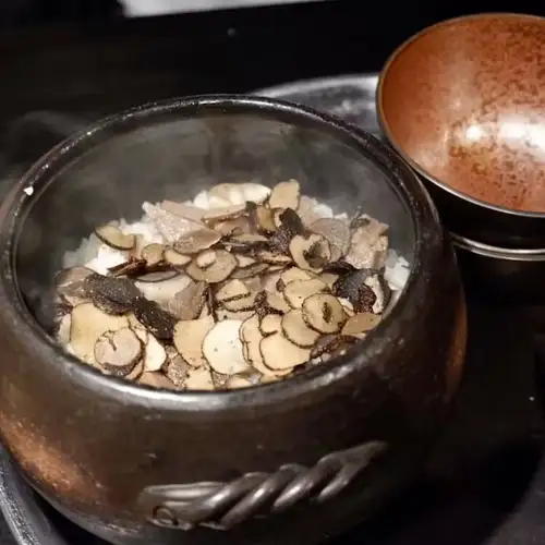 土鍋炊きトリュフご飯
