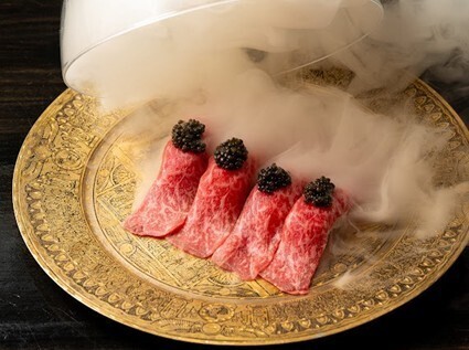 世界三大珍味を焼肉とともに。焼肉の枠を超えた美食体験をぜひ。