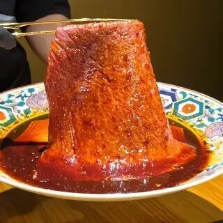 ★October Limited-Time Price★ The "Giant Zabuton Course" that's trending on social media - Wagyu giant beef -