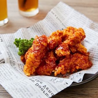 ヤンニョムチキン Spicy Korean-style Fried Chicken
