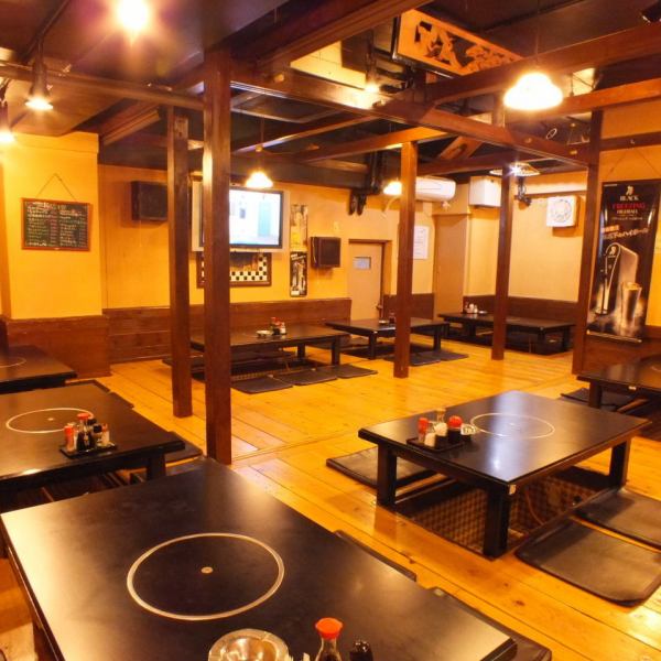 店内奥には掘りごたつのお座敷もございます。各種ご宴会にも是非ご利用ください♪