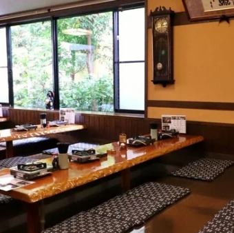 【『上席』の堀こたつ風席】40名様程度までお座り頂けます。コースと共にご予約お願いいたします。