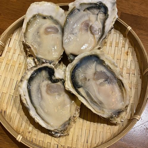 Bouncy grilled oysters