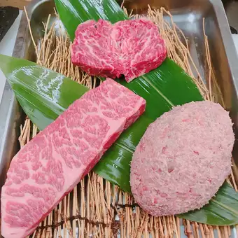 ステーキ盛合せ A (約2人前分)