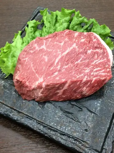 黒毛和牛赤身ロースステーキ