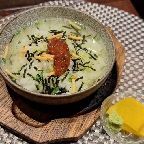 Ochazuke (seaweed, plum, salmon, and cod roe)