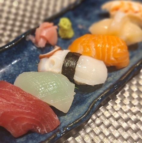 Assorted nigiri sushi (6 pieces)