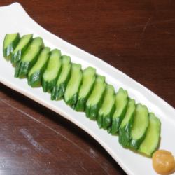 오이 한 개 절임