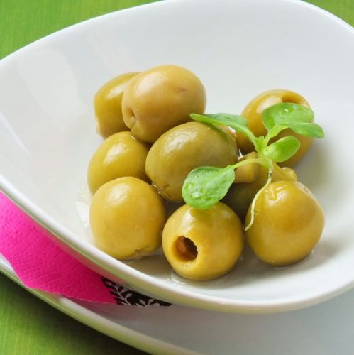 Anchovy olives