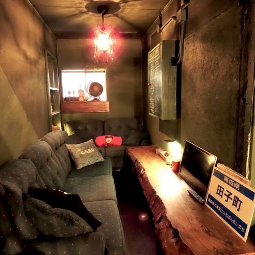 【個室ソファー席】