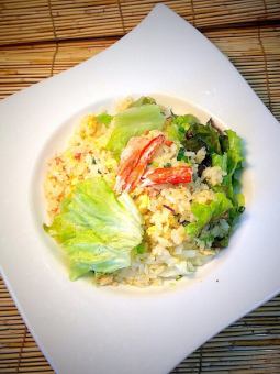 Crab lettuce fried rice